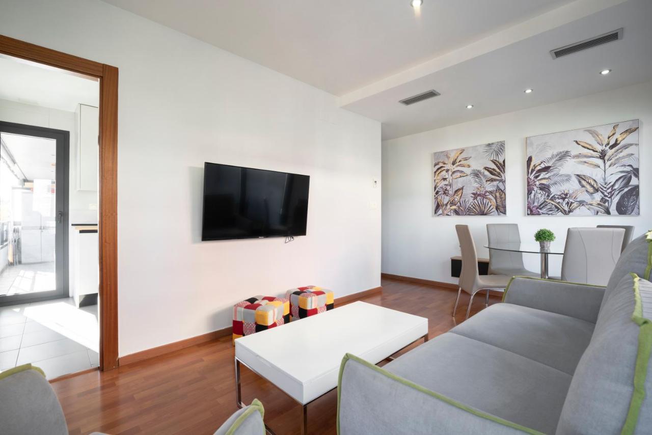 Enjoygranada Lujo Piscina Y Parking Apartment Luaran gambar