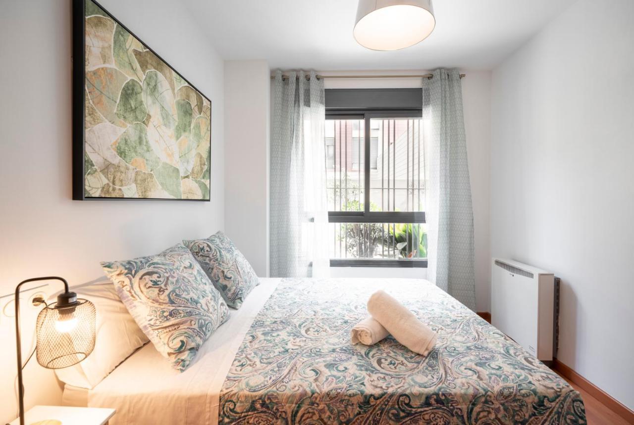 Enjoygranada Lujo Piscina Y Parking Apartment Luaran gambar